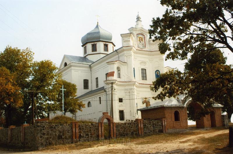 KKE 3342.jpg - Przebudowa kościoła katolickiego w Czartorysku na cerkiew prawosławną, Czartorysk, 2007 r.